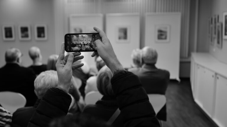 Vernissage in der Stadtbibliothek Wetzlar