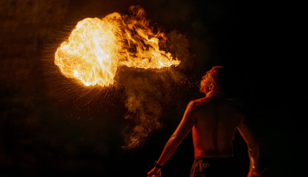 Bilder des Monats: 2025 2 Feuerzunge